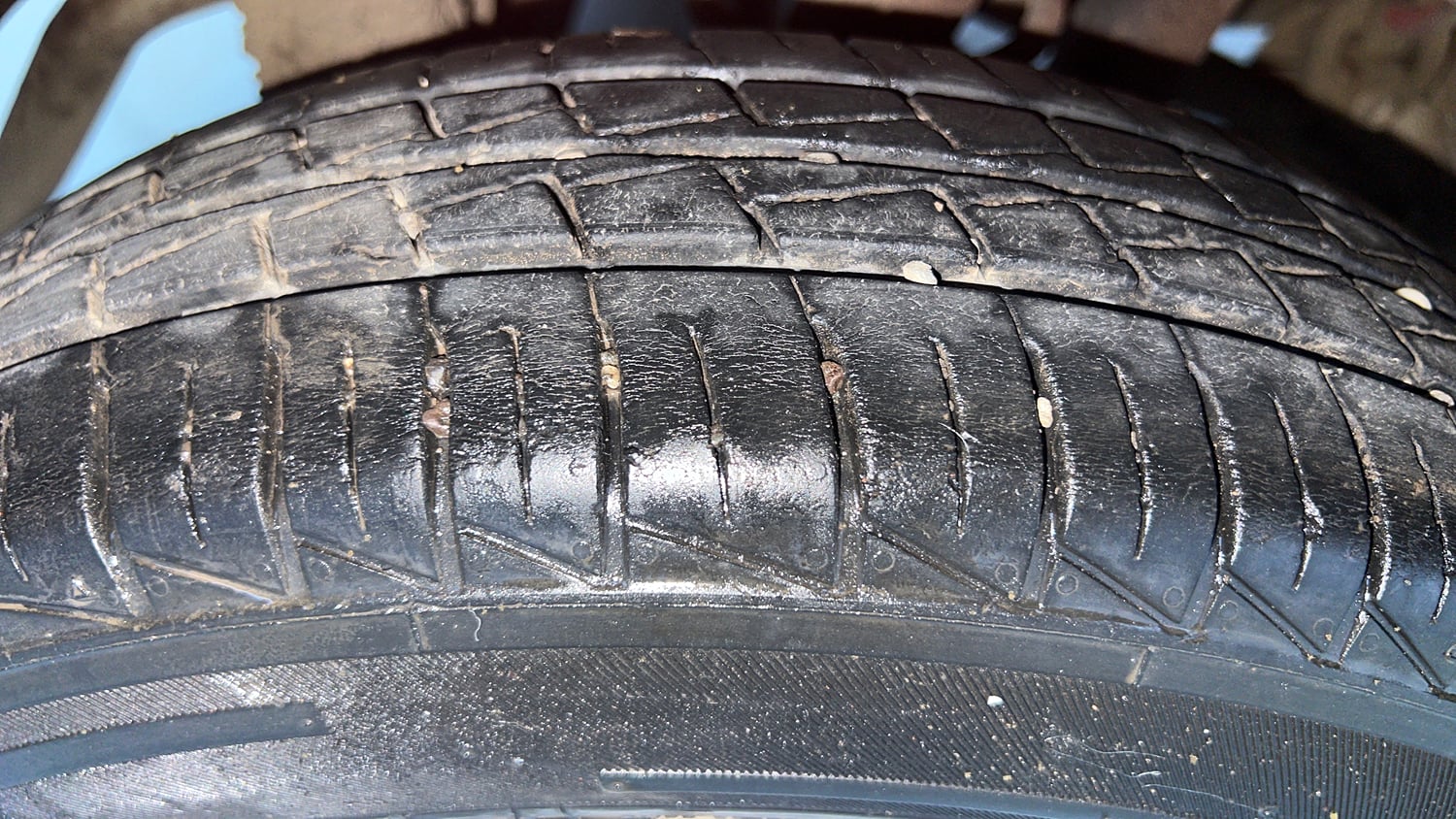 Used 2023 Maruti Suzuki Alto 800 LXi (O) Petrol Manual tyres RIGHT REAR TYRE TREAD VIEW