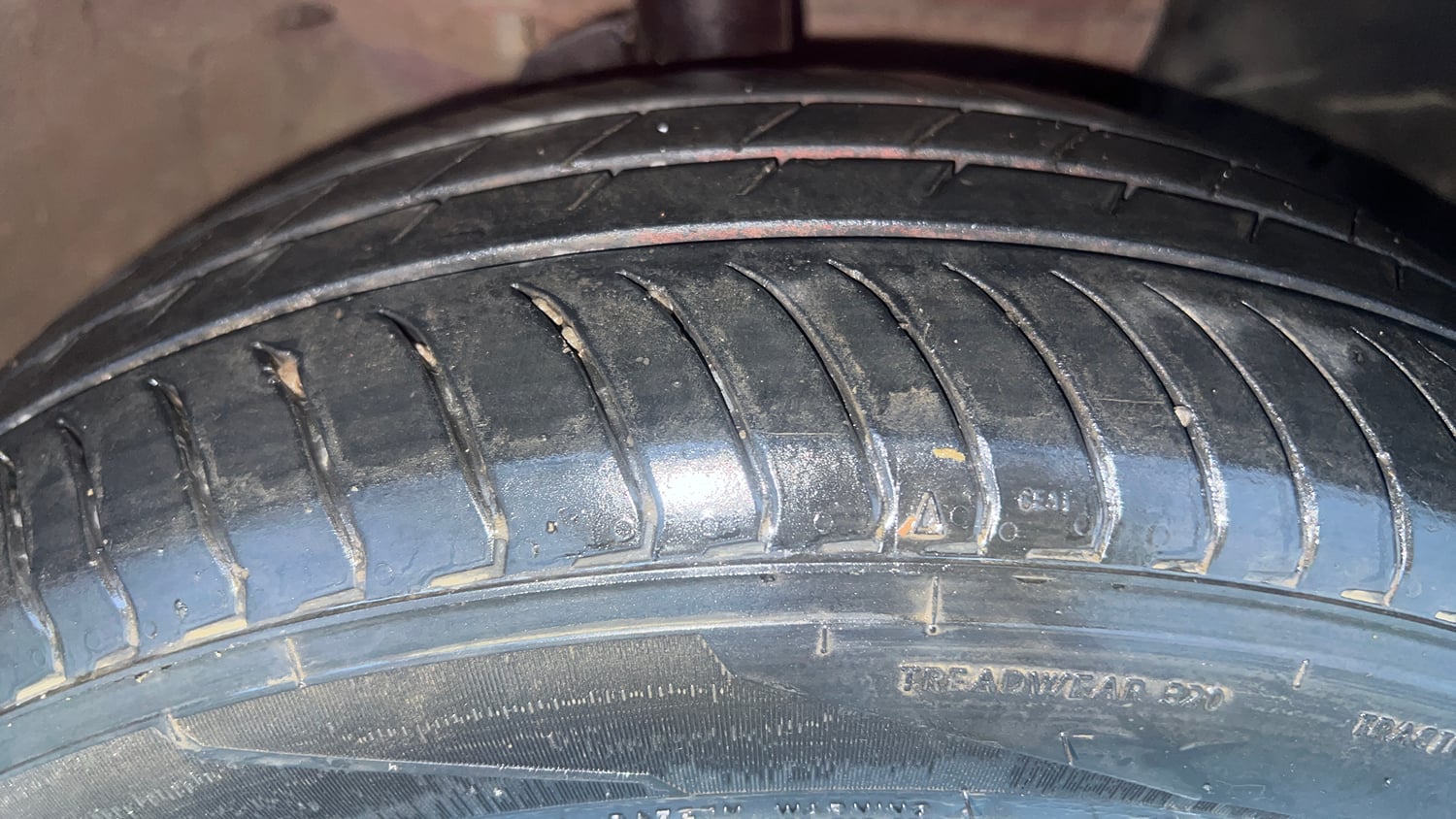 Used 2019 Nissan Micra XV CVT Petrol Automatic tyres RIGHT FRONT TYRE TREAD VIEW