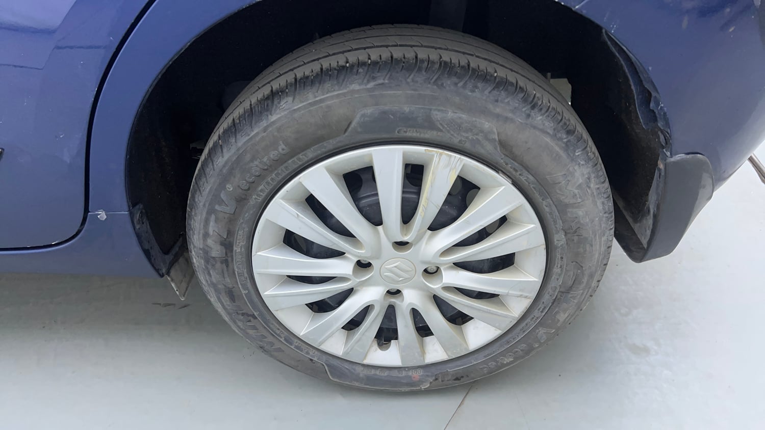 Used 2021 Maruti Suzuki Baleno Delta Petrol Manual tyres LEFT REAR TYRE RIM VIEW