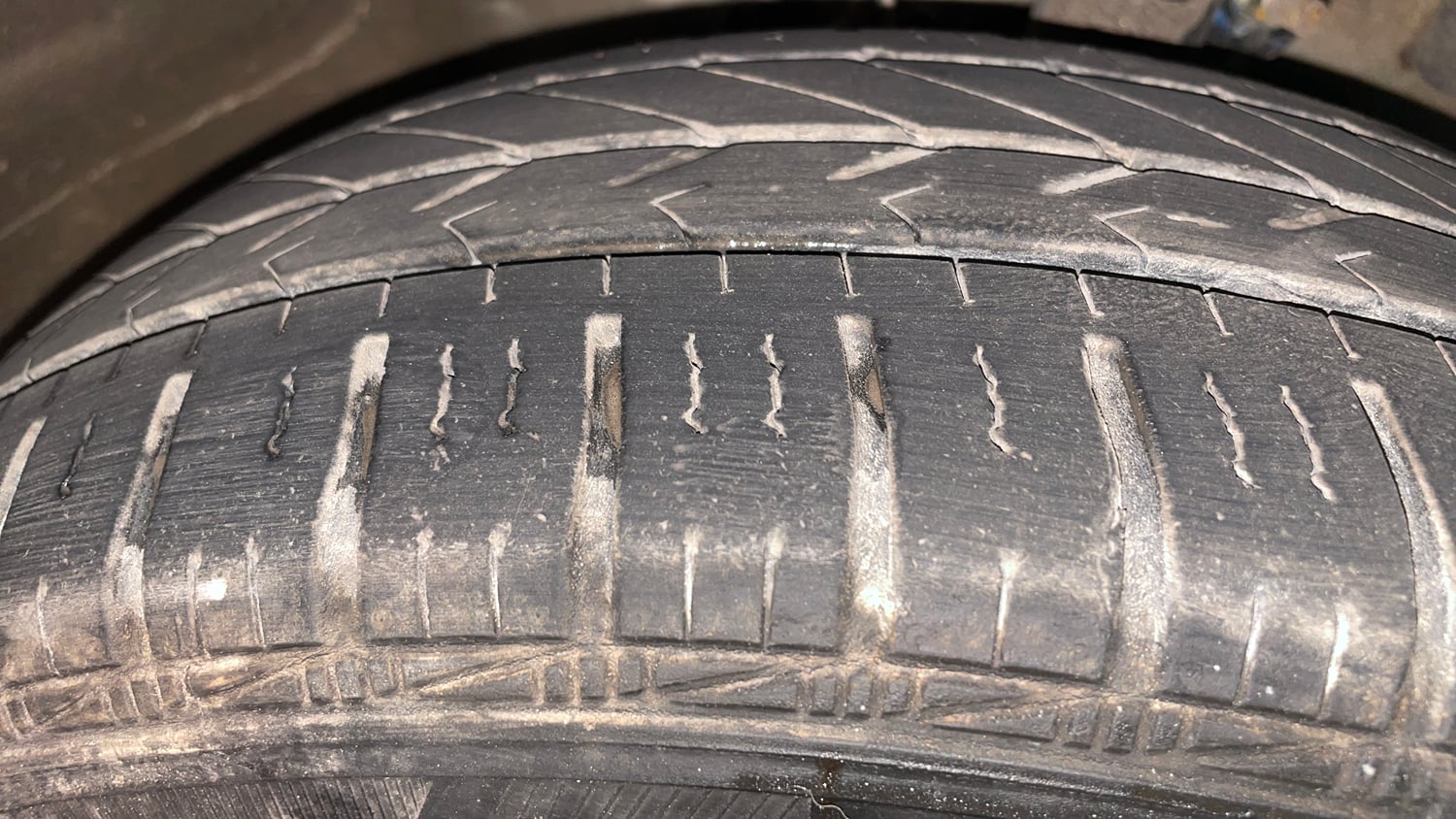 Used 2017 Honda Amaze 1.5 S i-DTEC Diesel Manual tyres RIGHT FRONT TYRE TREAD VIEW