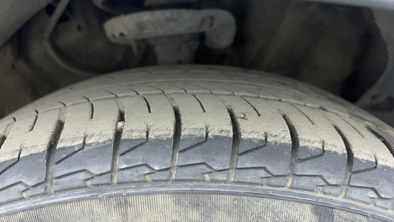 Used 2022 Kia Seltos HTX Plus 1.5 Diesel Diesel Manual tyres RIGHT FRONT TYRE TREAD VIEW