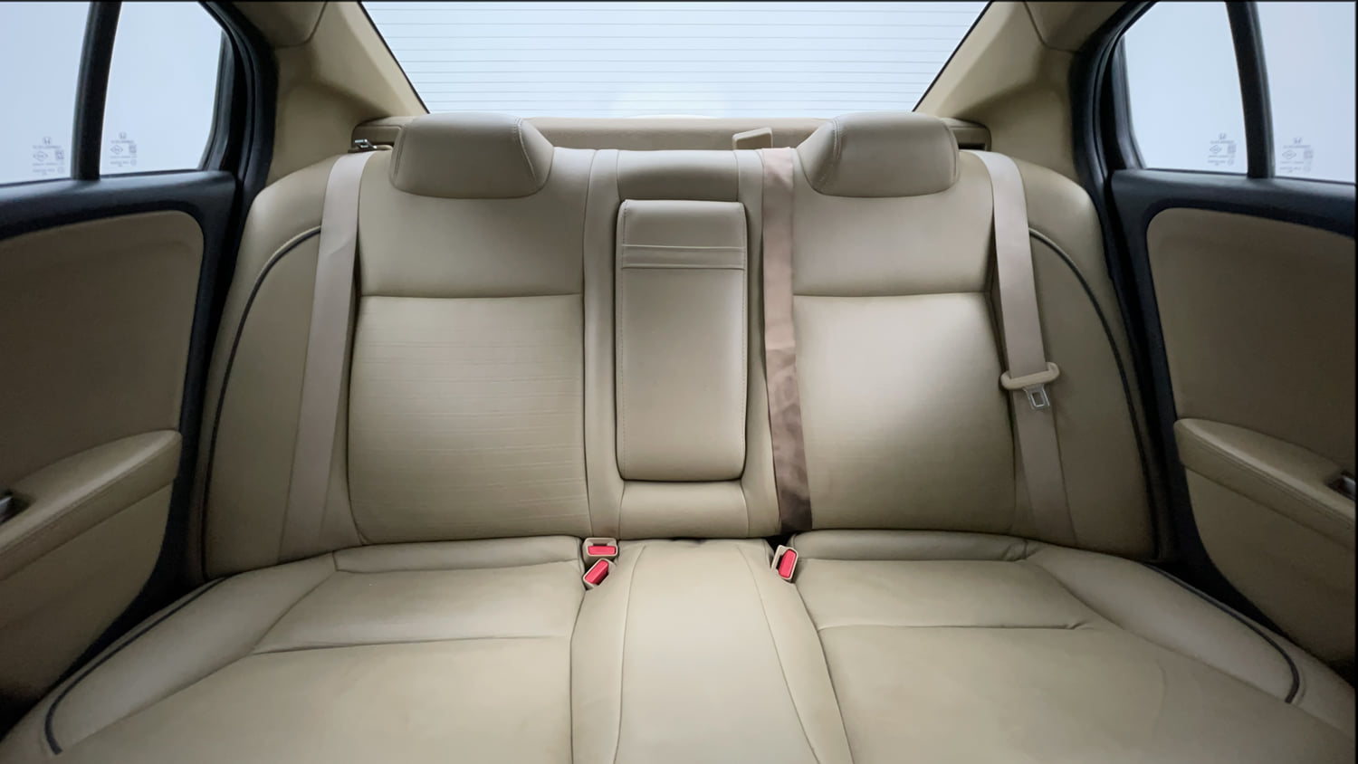 Used 2016 Honda City VX Petrol Manual interior REAR SEAT CONDITION VIEW