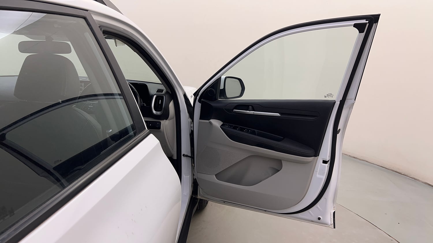 Used 2022 Kia Sonet HTX 1.5 AT Diesel Automatic interior RIGHT FRONT DOOR OPEN VIEW