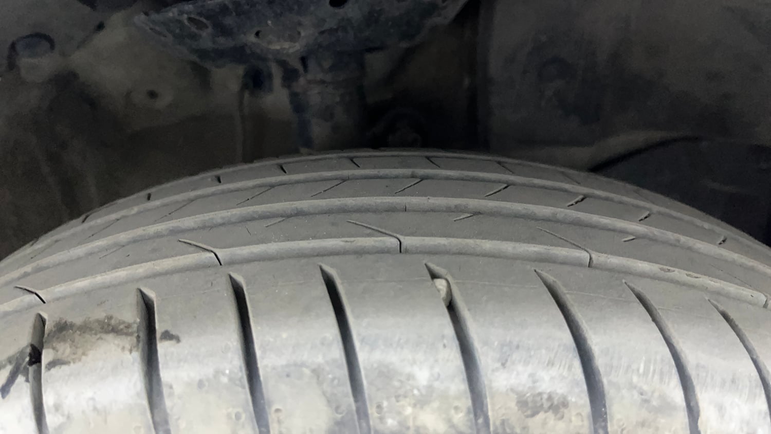 Used 2020 Honda Amaze 1.2 VX MT Petrol Petrol Manual tyres RIGHT FRONT TYRE TREAD VIEW