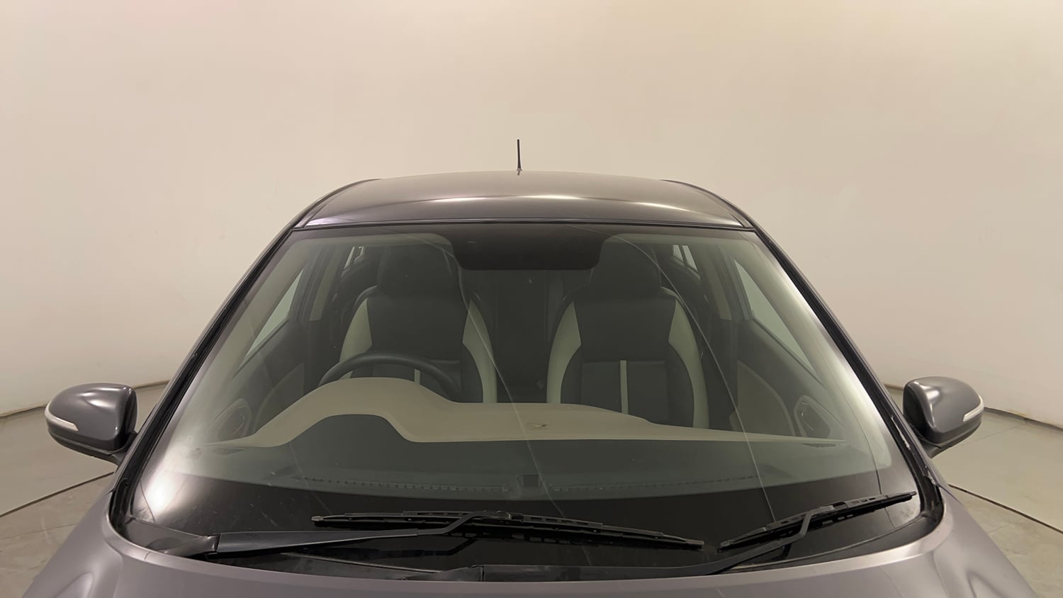 Used 2017 Hyundai Elite i20 Sportz 1.2 Petrol Manual exterior FRONT WINDSHIELD VIEW