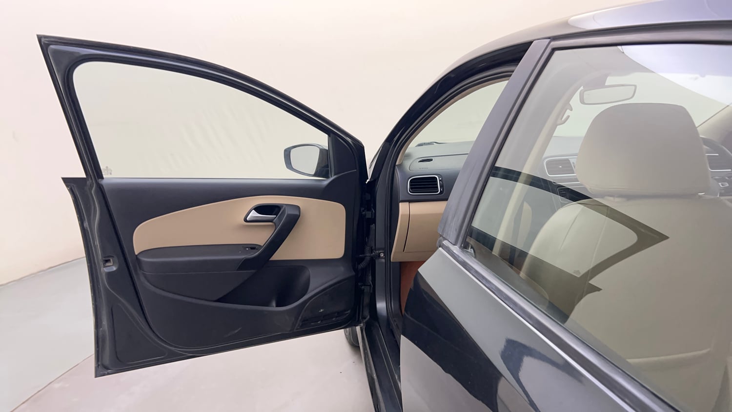 Used 2019 Volkswagen Ameo Highline Plus 1.5L (D) Diesel Manual interior LEFT FRONT DOOR OPEN VIEW