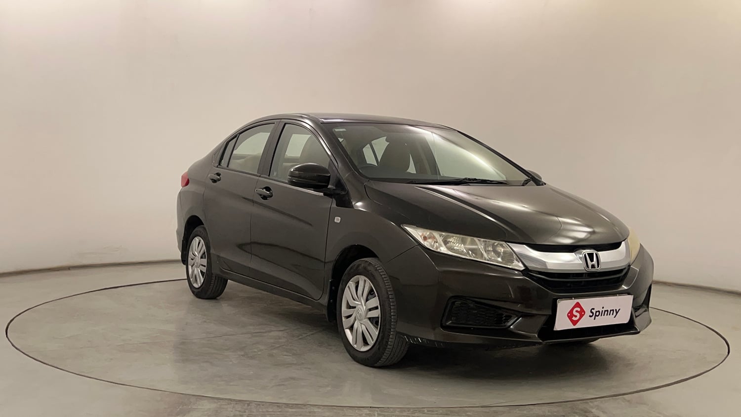 Used 2016 Honda City SV CVT Petrol Automatic exterior RIGHT FRONT CORNER VIEW