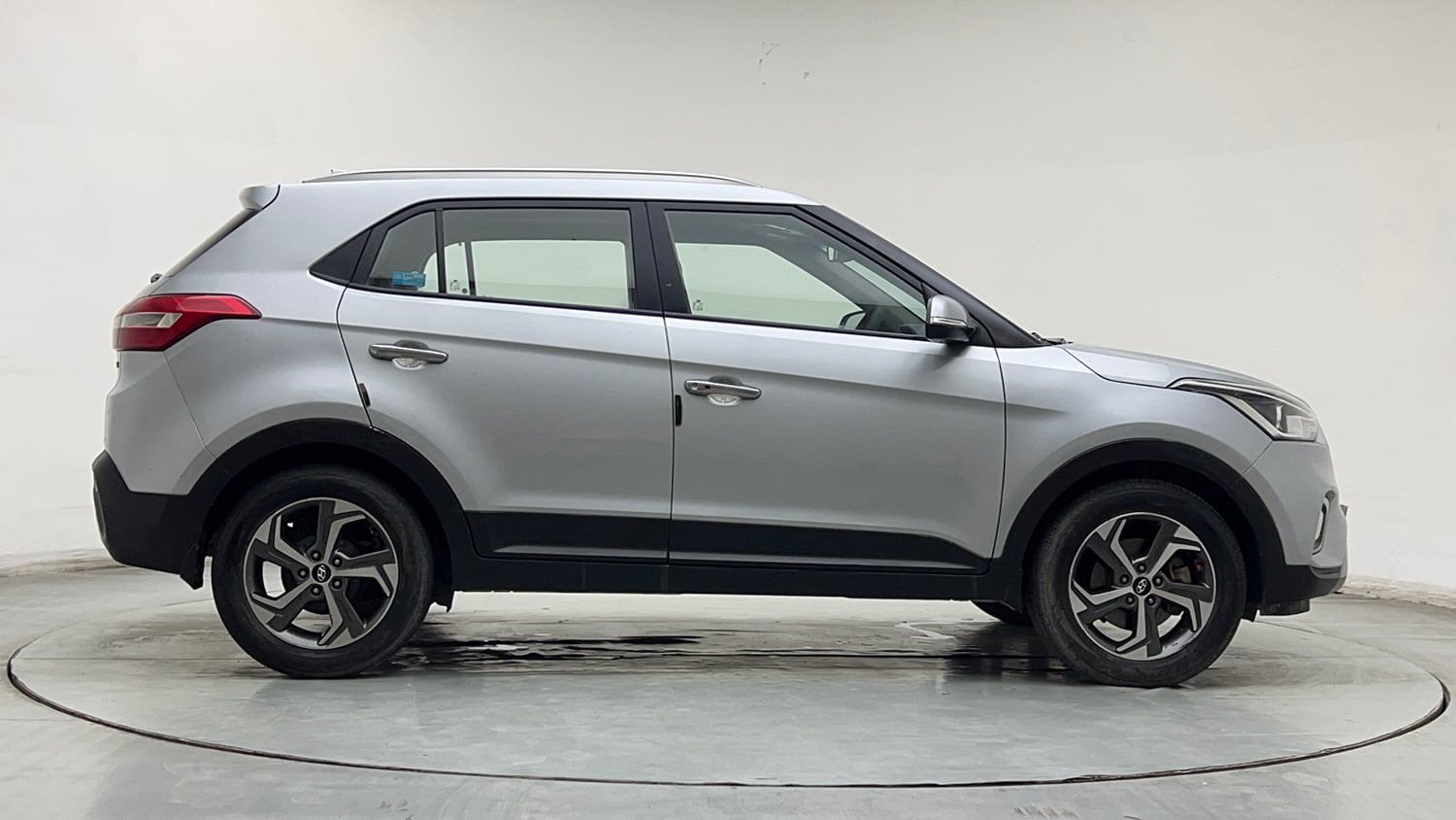 Used 2019 Hyundai Creta SX 1.6 (O) Executive Petrol Petrol Manual exterior RIGHT SIDE VIEW