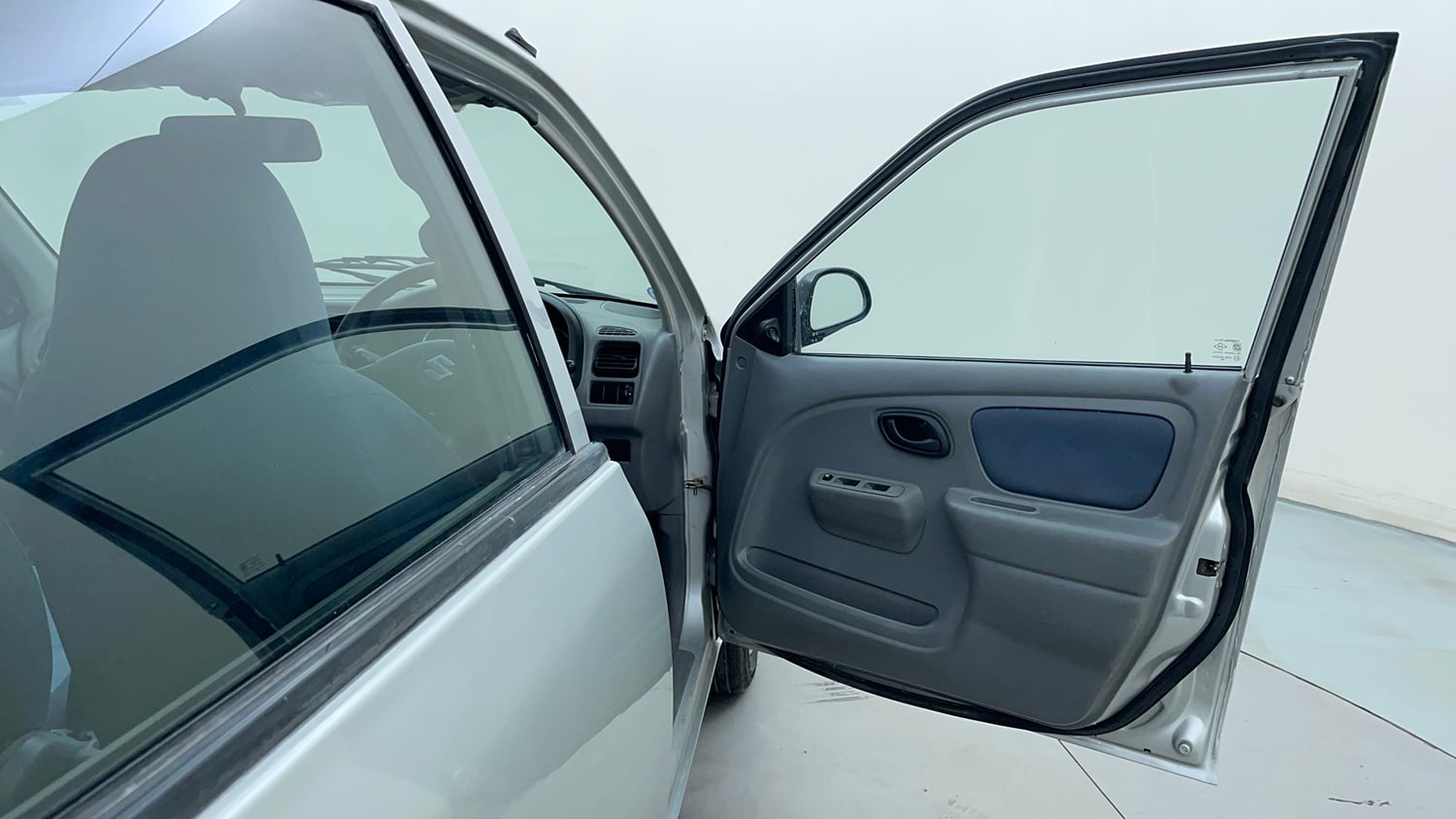 Used 2014 Maruti Suzuki Alto K10 VXi Petrol Manual interior RIGHT FRONT DOOR OPEN VIEW