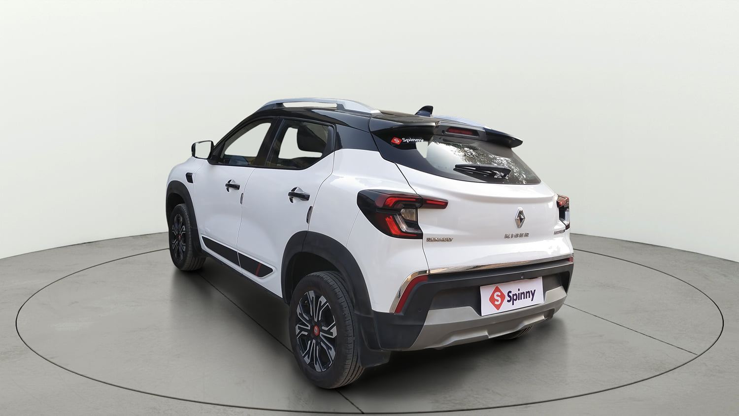 Used 2022 Renault Kiger RXZ Turbo CVT Dual Tone Petrol Automatic exterior LEFT REAR CORNER VIEW