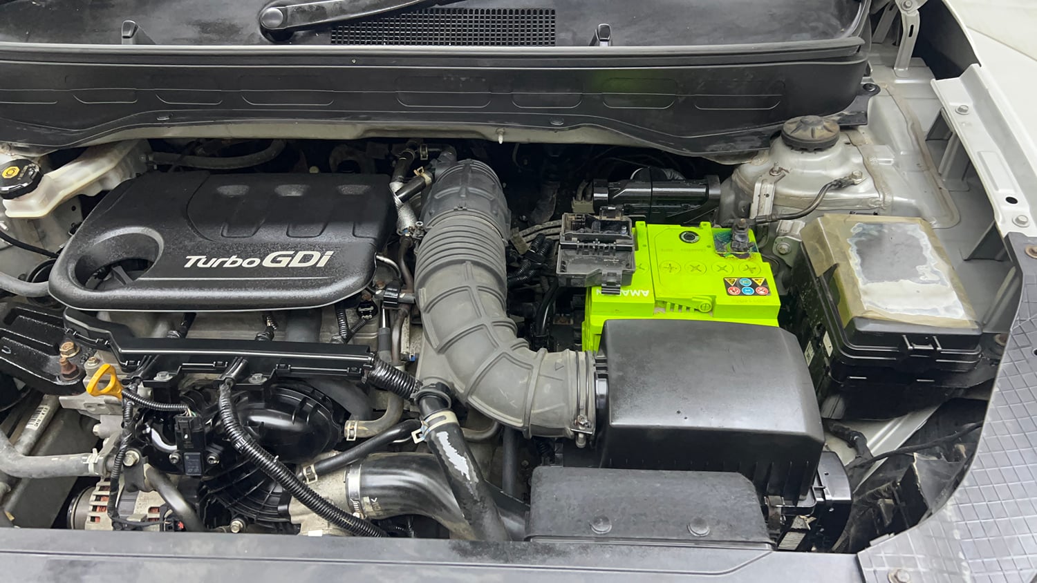 Used 2019 hyundai Venue SX 1.0 (O) Turbo Petrol Petrol Manual engine ENGINE LEFT SIDE VIEW