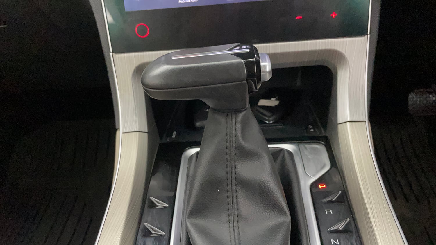 Used 2024 MG Motors Hector Sharp Pro 1.5 Turbo CVT Petrol Automatic interior GEAR  KNOB VIEW
