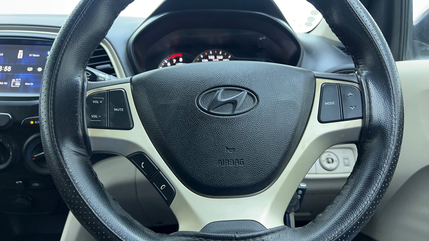 Used 2022 hyundai Santro Sportz Executive CNG Cng Manual top_features Airbags