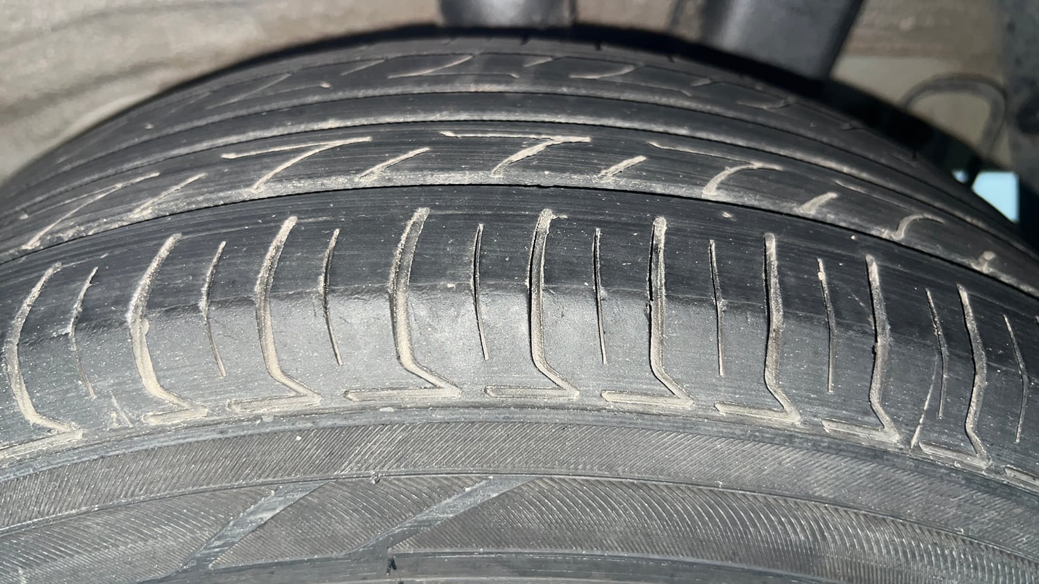 Used 2018 Hyundai Grand i10 Magna 1.2 Kappa VTVT CNG (outside fitted) Cng Manual tyres LEFT REAR TYRE TREAD VIEW
