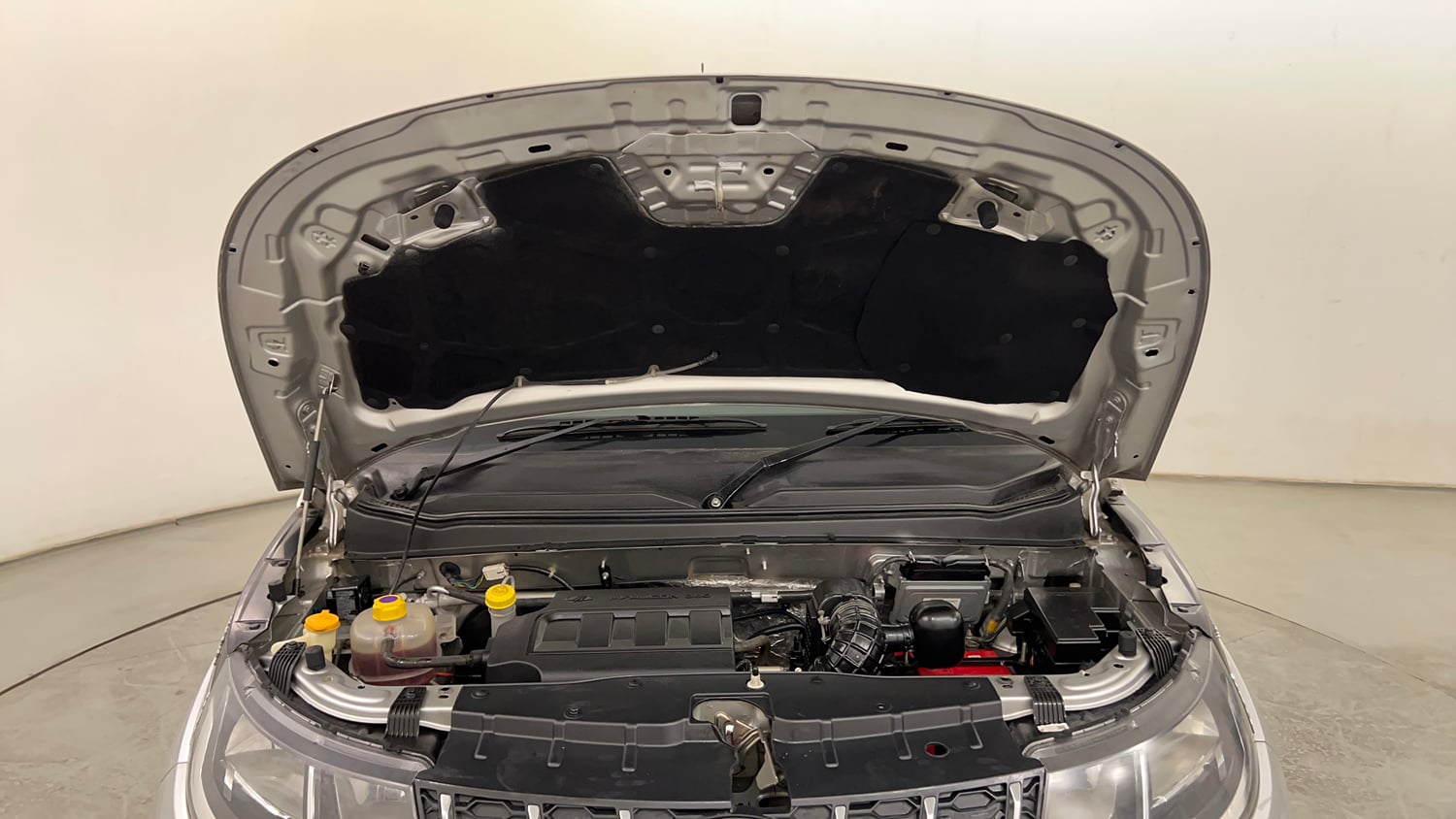Used 2019 Mahindra KUV100 NXT K6 Plus 6 STR Petrol Manual engine ENGINE & BONNET OPEN FRONT VIEW