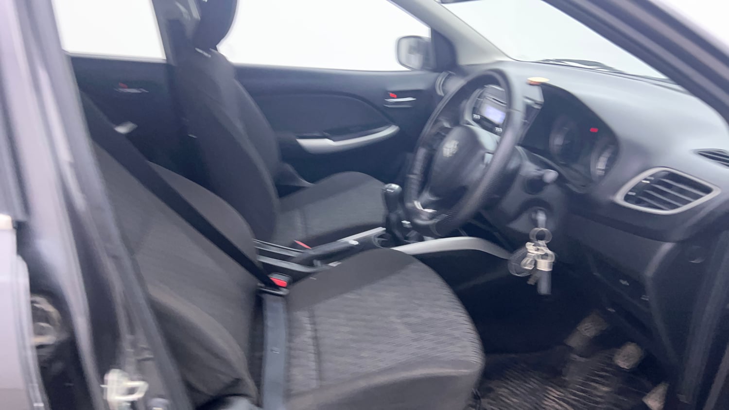 Used 2018 Maruti Suzuki Baleno Delta 1.2 Petrol Manual interior RIGHT SIDE FRONT DOOR CABIN VIEW