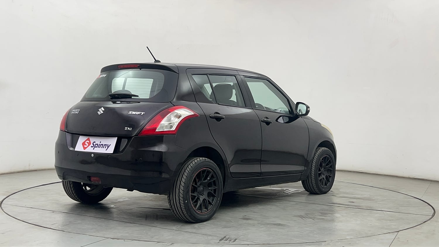 Used 2016 Maruti Suzuki Swift ZXi Petrol Manual exterior RIGHT REAR CORNER VIEW