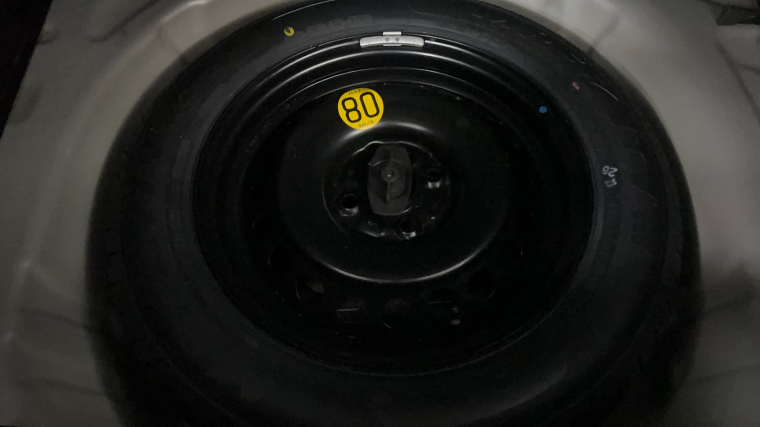 Used 2020 Maruti Suzuki Baleno Zeta Petrol Manual tyres SPARE TYRE VIEW
