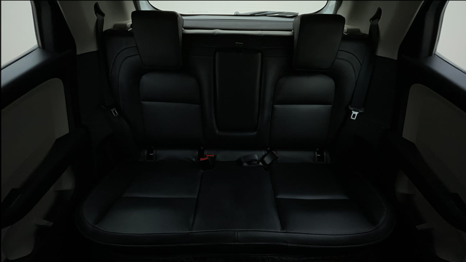 Used 2022 Tata Altroz XZ Plus Petrol Petrol Manual interior REAR SEAT CONDITION VIEW