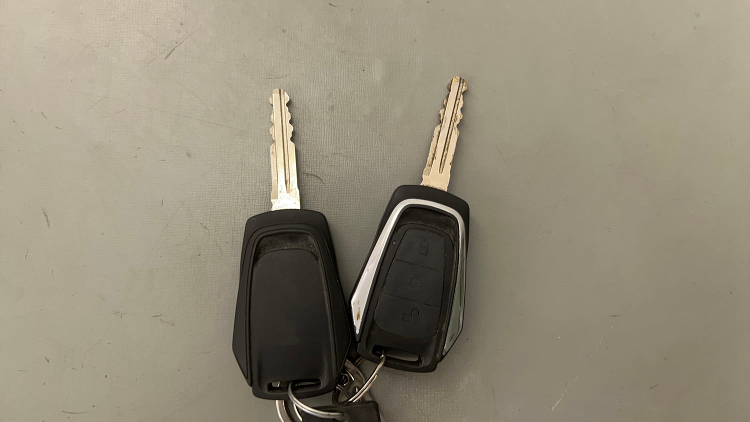 Used 2019 Mahindra KUV100 NXT K6 Plus 6 STR Petrol Manual extra CAR KEY VIEW