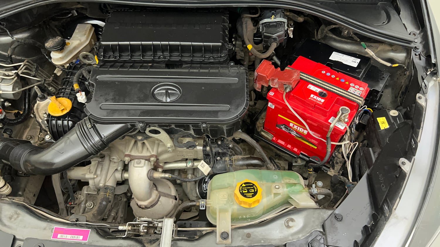 Used 2023 Tata Tiago XM CNG Cng Manual engine ENGINE LEFT SIDE VIEW