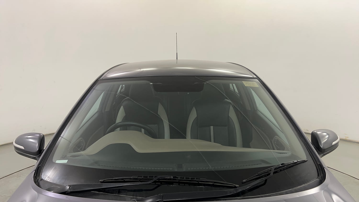 Used 2017 Hyundai Elite i20 Sportz 1.2 Petrol Manual exterior FRONT WINDSHIELD VIEW