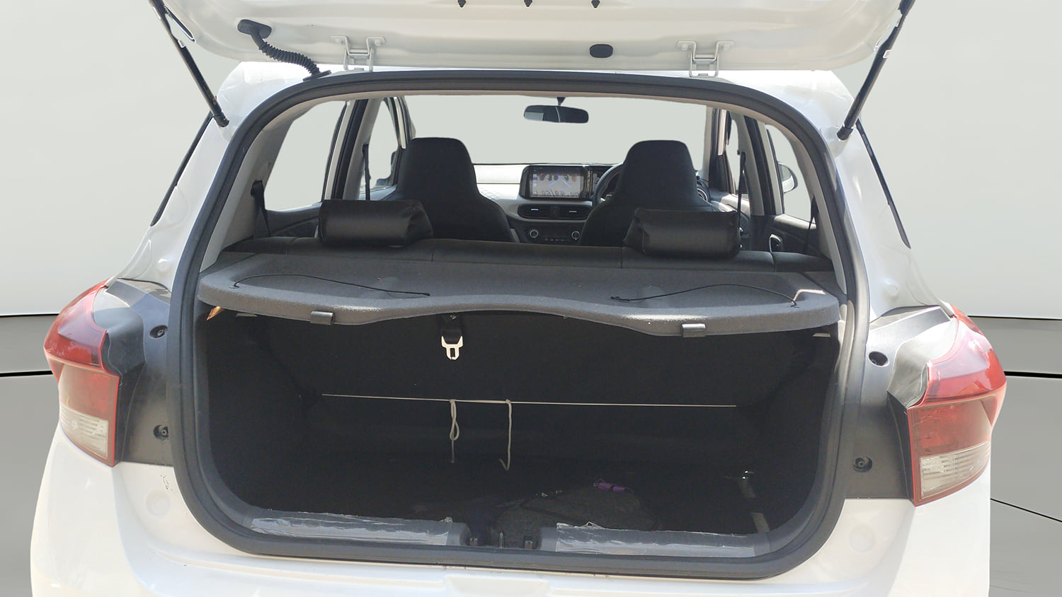 Used 2026 Hyundai Grand i10 Nios Sportz 1.2 Kappa AMT Petrol Automatic interior DICKY INSIDE VIEW