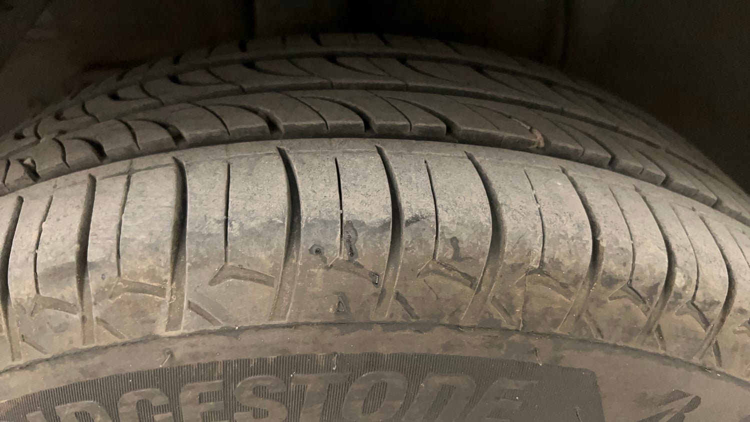 Used 2017 Hyundai Elite i20 Sportz 1.2 Petrol Manual tyres RIGHT REAR TYRE TREAD VIEW