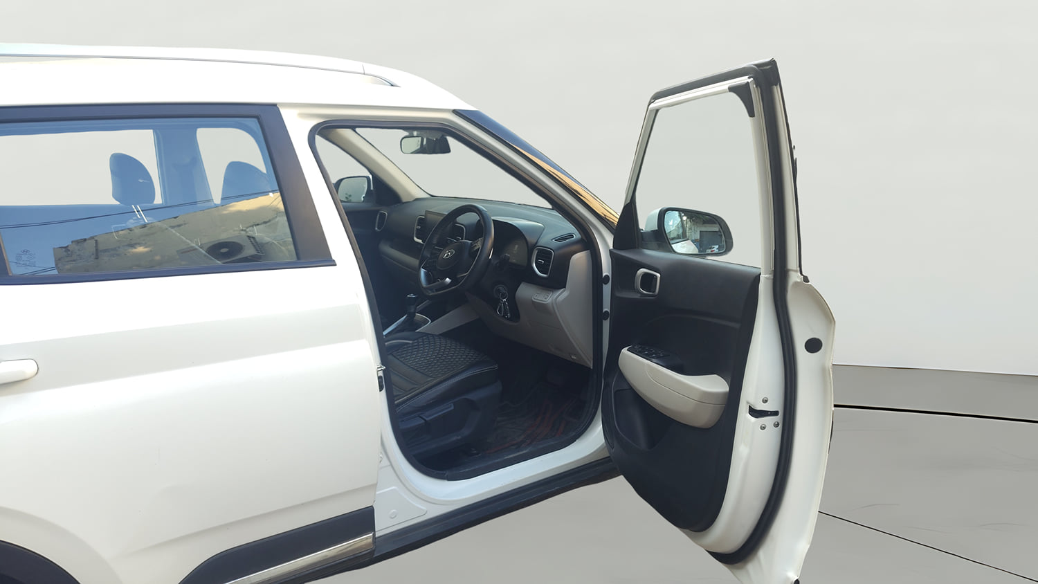 Used 2023 Hyundai Venue S (O) 1.0 Turbo DCT Petrol Automatic interior RIGHT SIDE FRONT DOOR CABIN VIEW