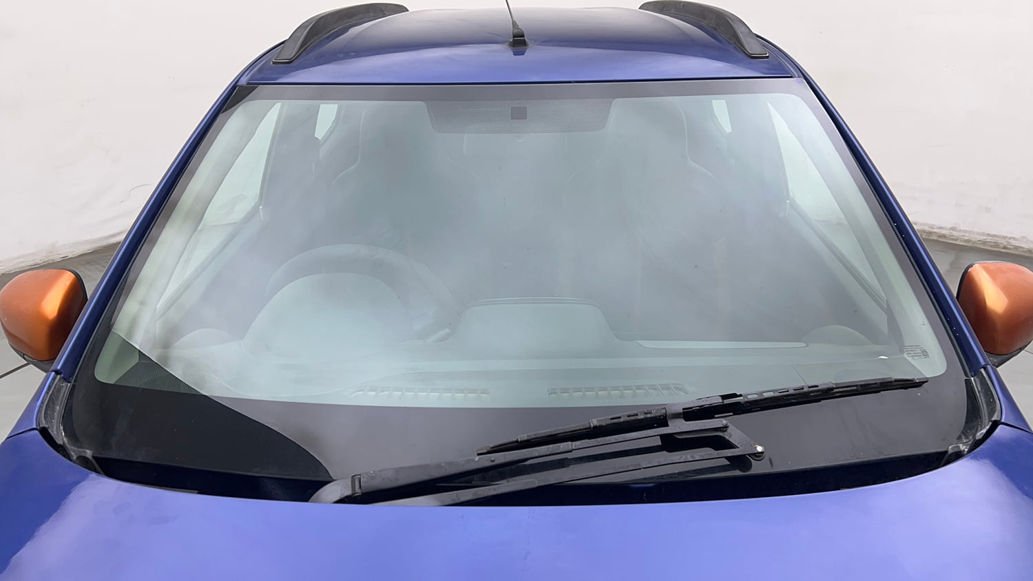 Used 2017 Renault Kwid CLIMBER 1.0 AMT Petrol Automatic exterior FRONT WINDSHIELD VIEW