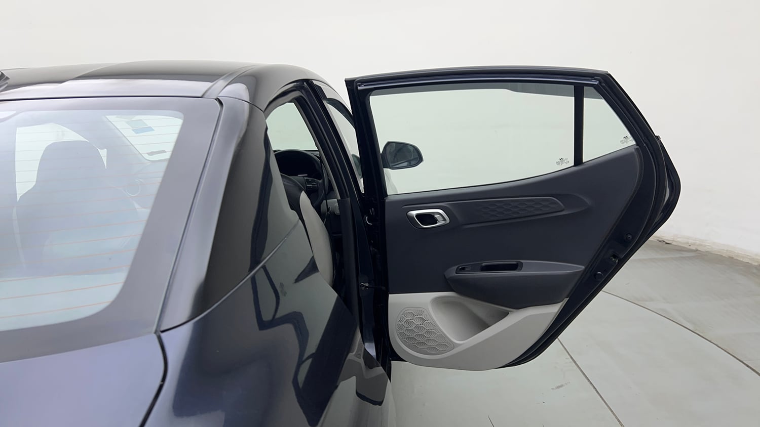 Used 2024 Hyundai Aura SX 1.2 CNG Cng Manual interior RIGHT REAR DOOR OPEN VIEW
