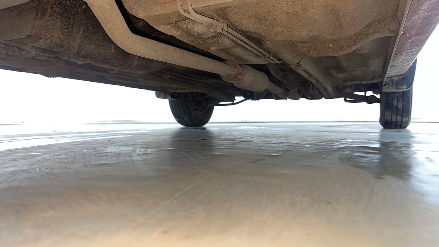 Used 2023 Maruti Suzuki Alto 800 LXi (O) Petrol Manual extra REAR RIGHT UNDERBODY VIEW