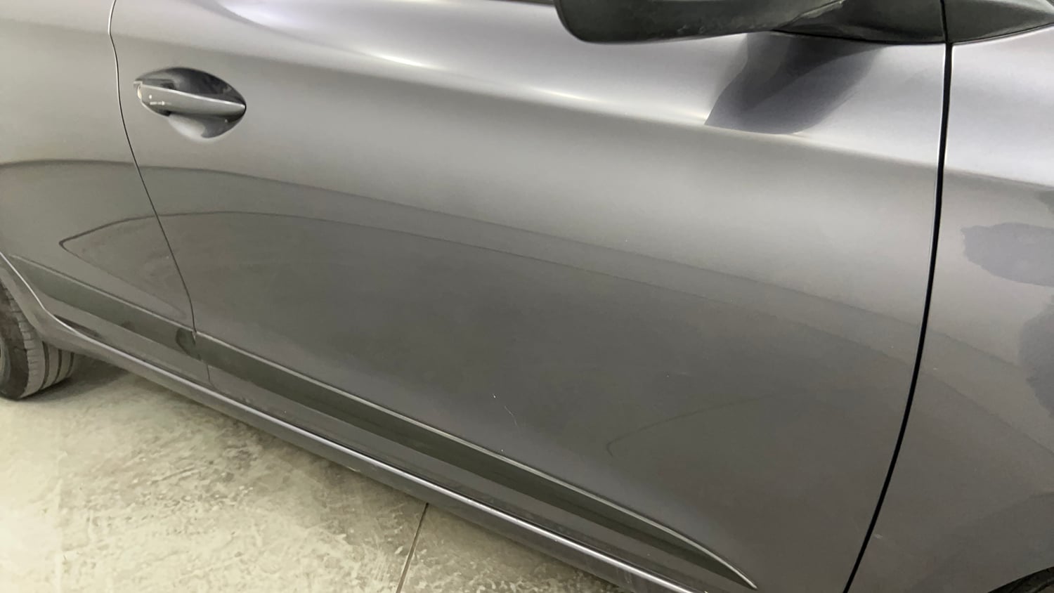 Used 2017 Hyundai Elite i20 Sportz 1.2 Petrol Manual dents MINOR SCRATCH
