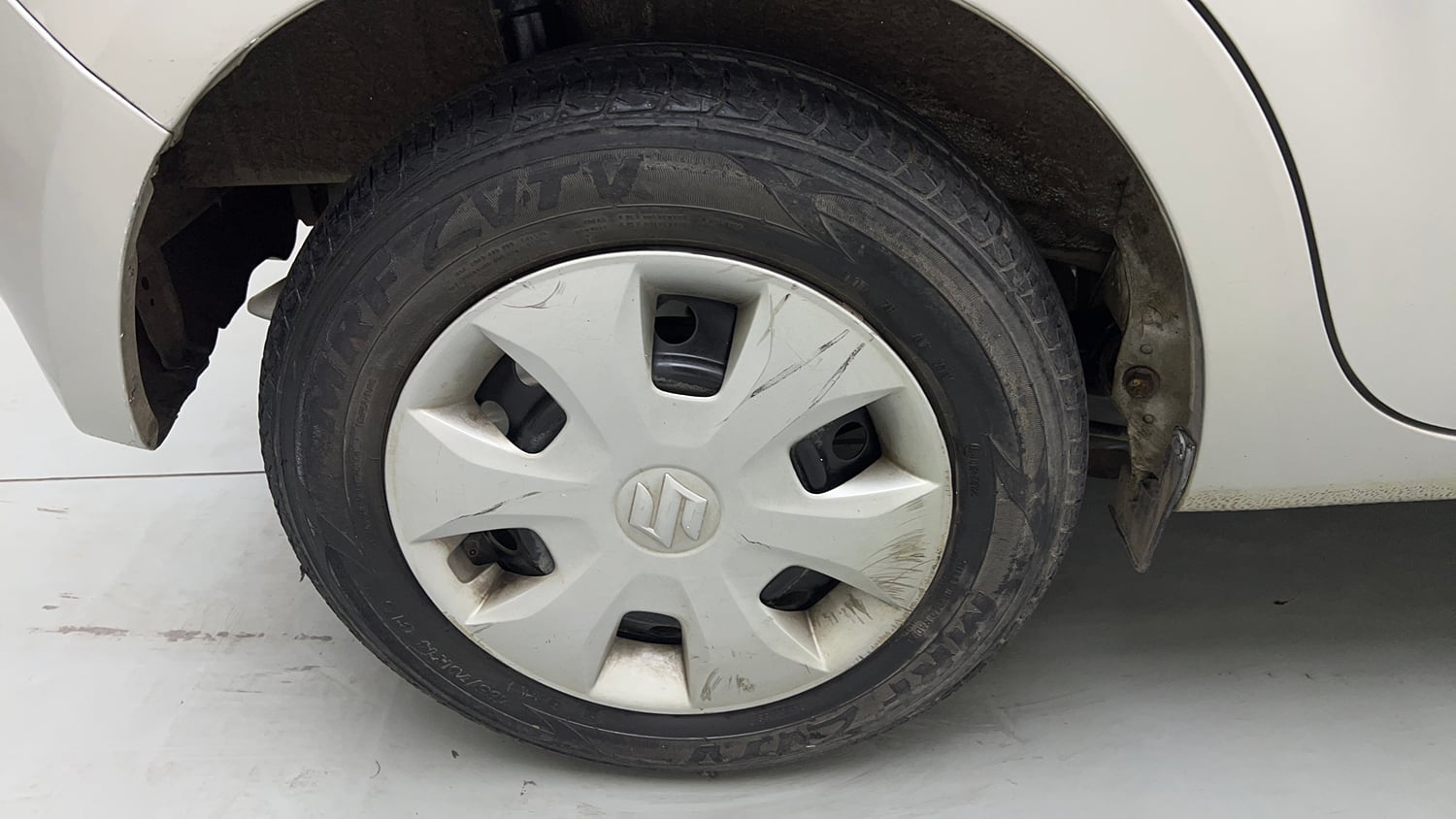Used 2020 Maruti Suzuki Wagon R VXi 1.2 Petrol Manual tyres RIGHT REAR TYRE RIM VIEW