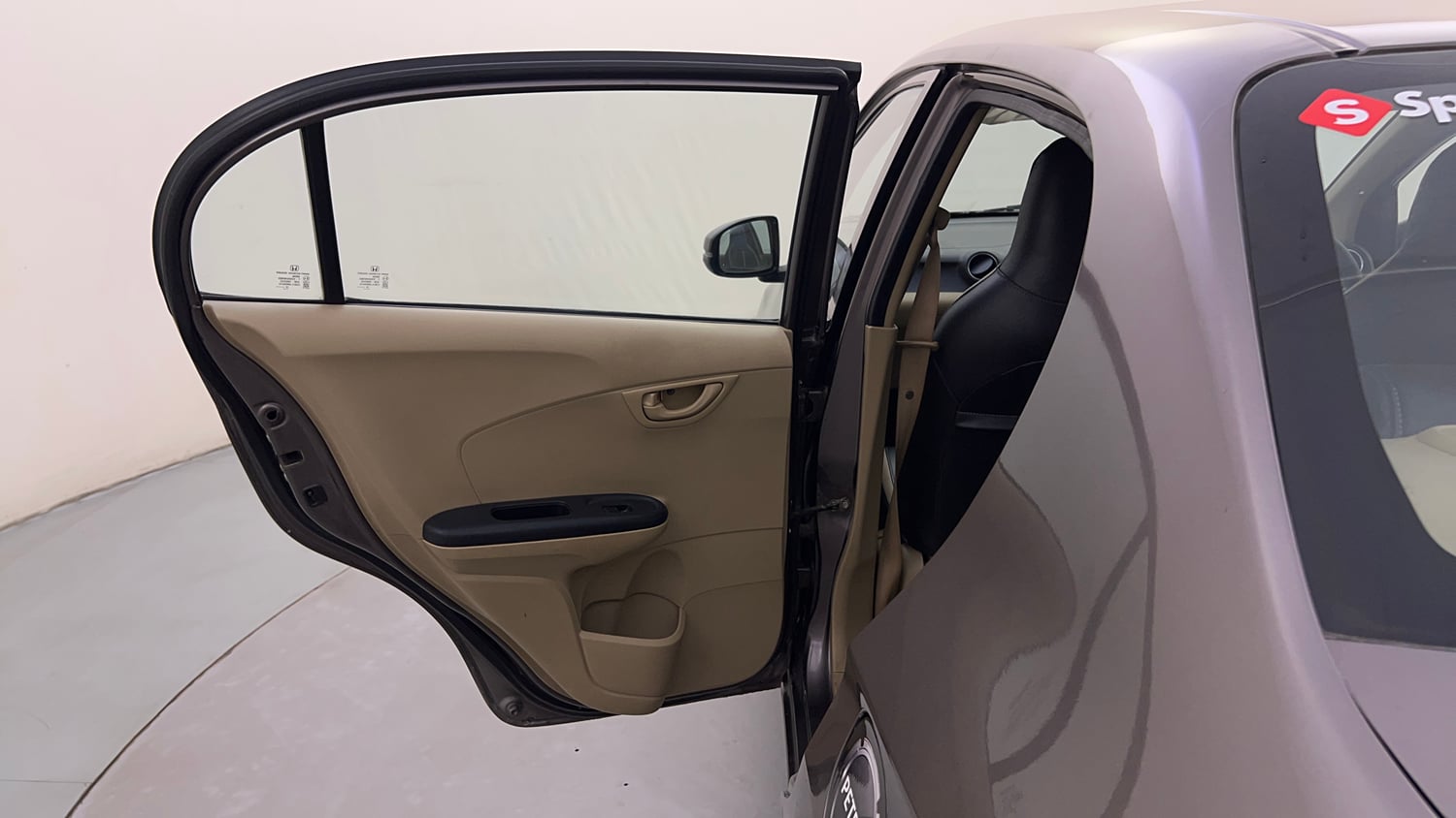 Used 2016 Honda Amaze 1.2 S i-VTEC Petrol Manual interior LEFT REAR DOOR OPEN VIEW