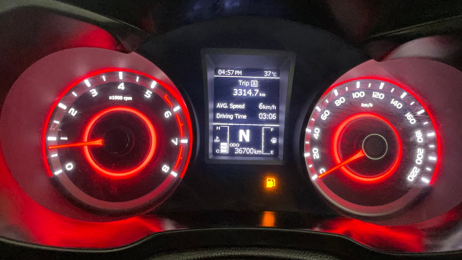 Used 2021 Mahindra XUV 300 W8 (O) 1.2 Petrol AMT Petrol Automatic interior CLUSTERMETER VIEW