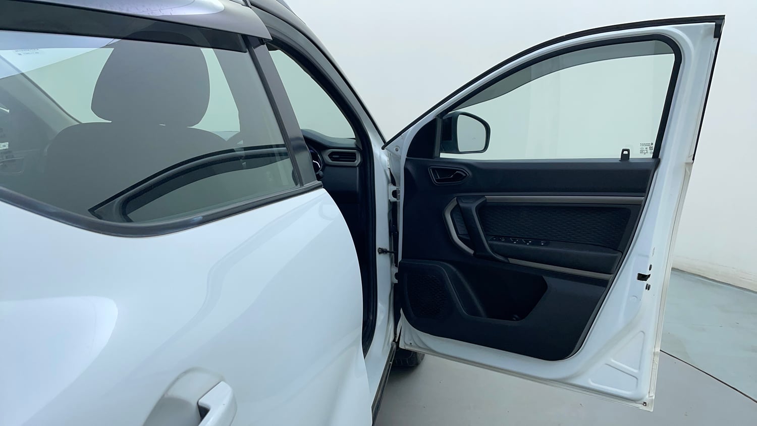 Used 2021 Renault Kiger RXZ Turbo CVT Dual Tone Petrol Automatic interior RIGHT FRONT DOOR OPEN VIEW