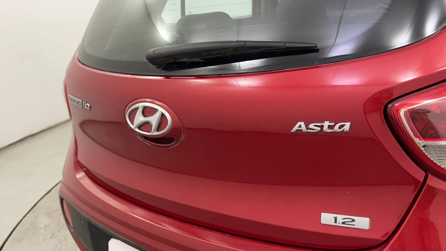 Used 2018 Hyundai Grand i10 Asta 1.2 Kappa VTVT Petrol Manual dents MINOR SCRATCH