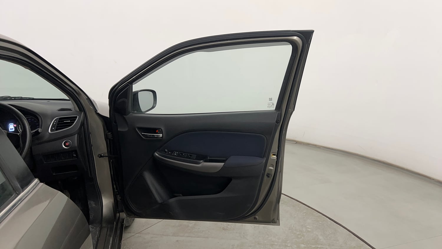 Used 2020 Maruti Suzuki Baleno Zeta Petrol Manual interior RIGHT FRONT DOOR OPEN VIEW