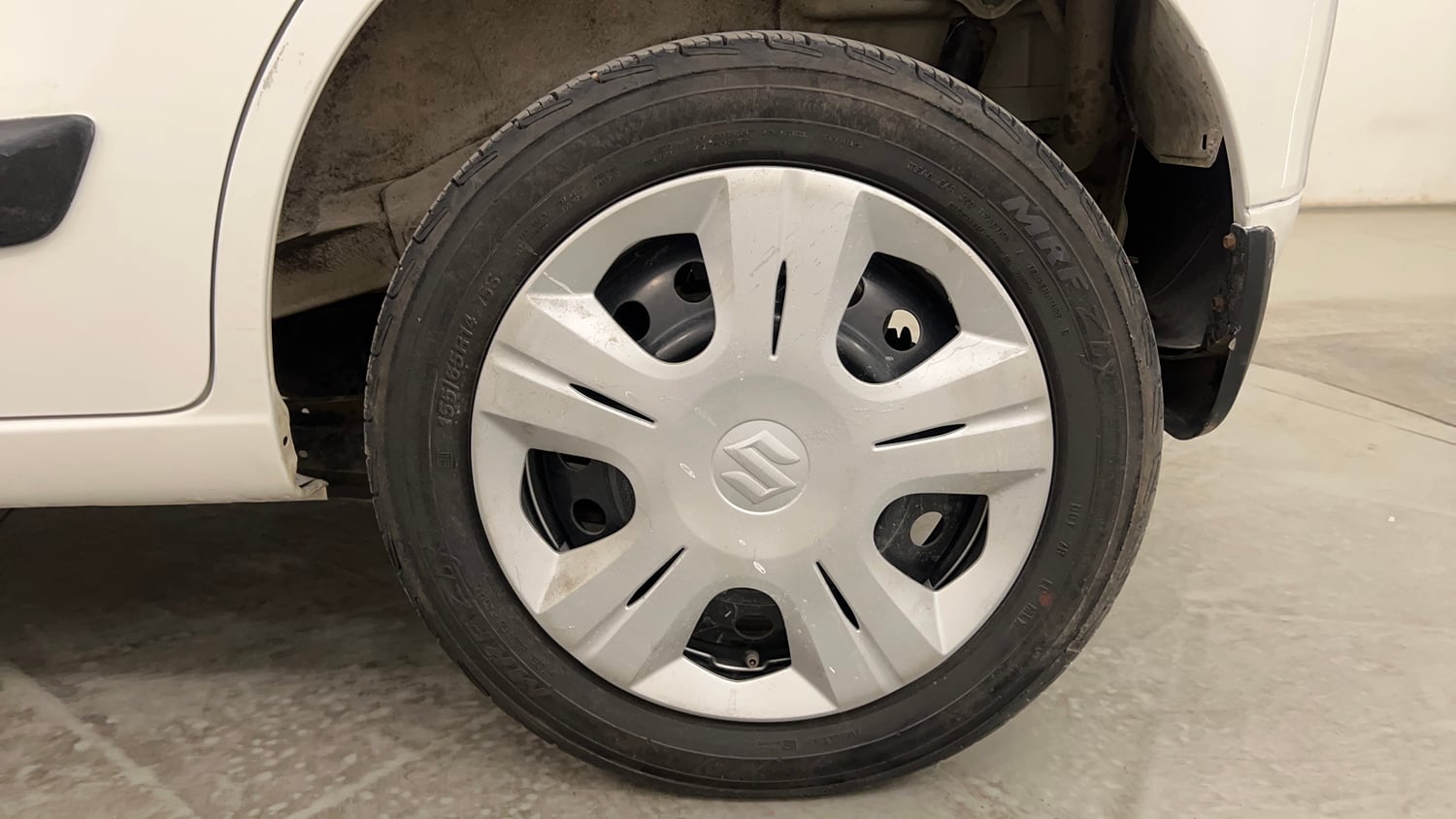 Used 2019 Maruti Suzuki Wagon R 1.0 VXI AMT Petrol Automatic tyres LEFT REAR TYRE RIM VIEW