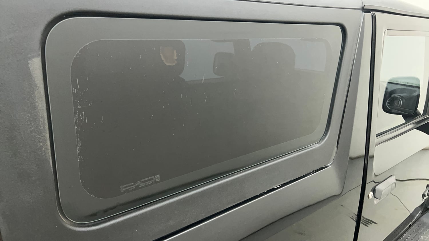 Used 2022 mahindra Thar LX Hard Top Petrol AT 4WD Petrol Automatic interior RIGHT SIDE REAR DOOR CABIN VIEW