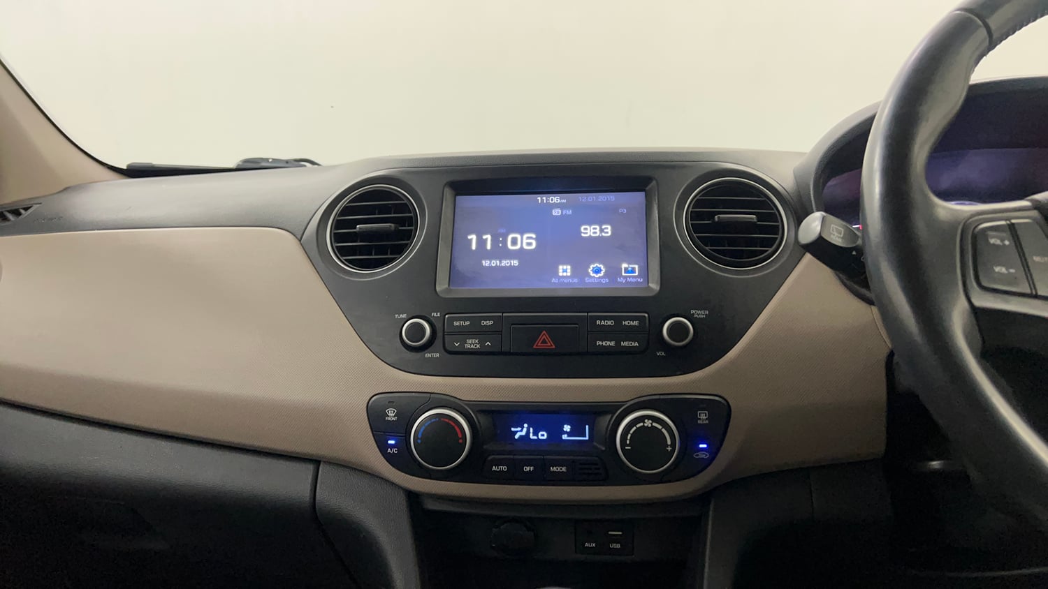 Used 2018 Hyundai Grand i10 Asta 1.2 Kappa VTVT Petrol Manual interior MUSIC SYSTEM & AC CONTROL VIEW