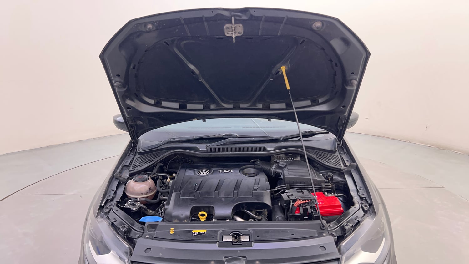 Used 2019 Volkswagen Ameo Highline Plus 1.5L (D) Diesel Manual engine ENGINE & BONNET OPEN FRONT VIEW
