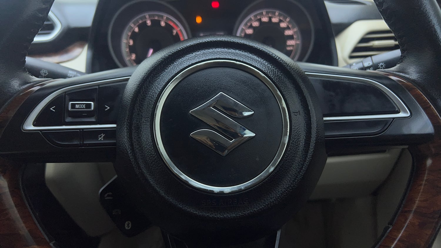 Used 2018 Maruti Suzuki Dzire ZXi Petrol Manual top_features Airbags