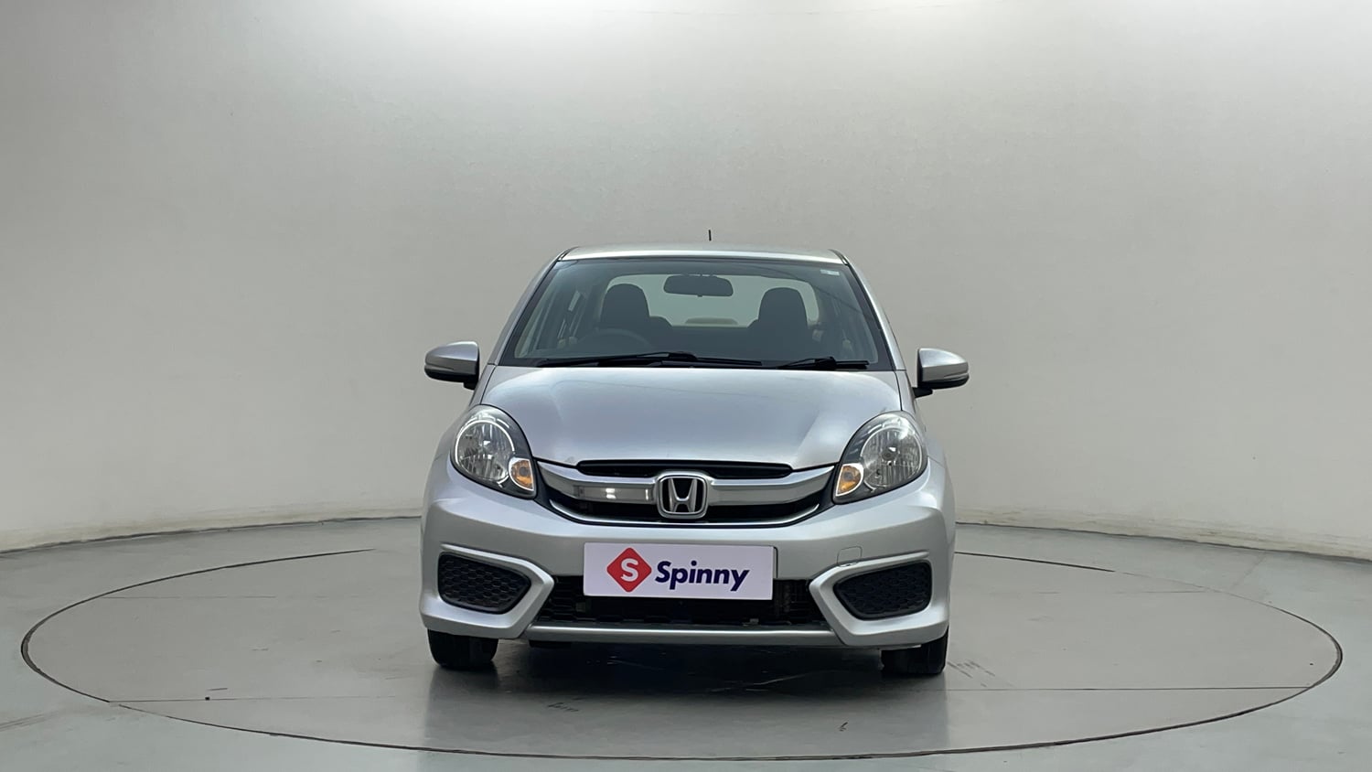 Used 2017 Honda Amaze 1.5 S i-DTEC Diesel Manual exterior FRONT VIEW