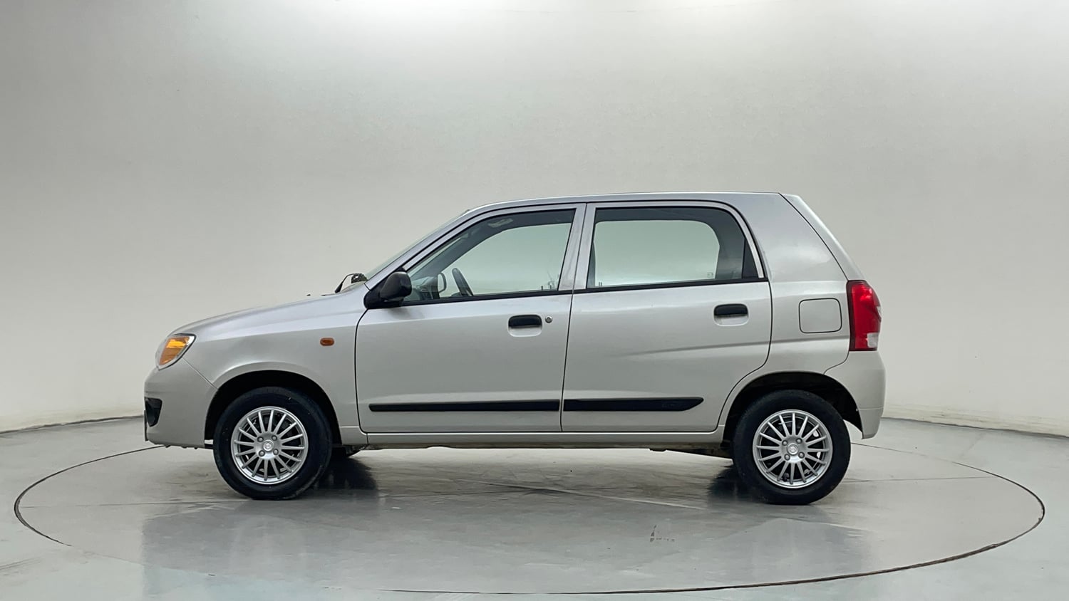 Used 2014 Maruti Suzuki Alto K10 VXi Petrol Manual exterior LEFT SIDE VIEW