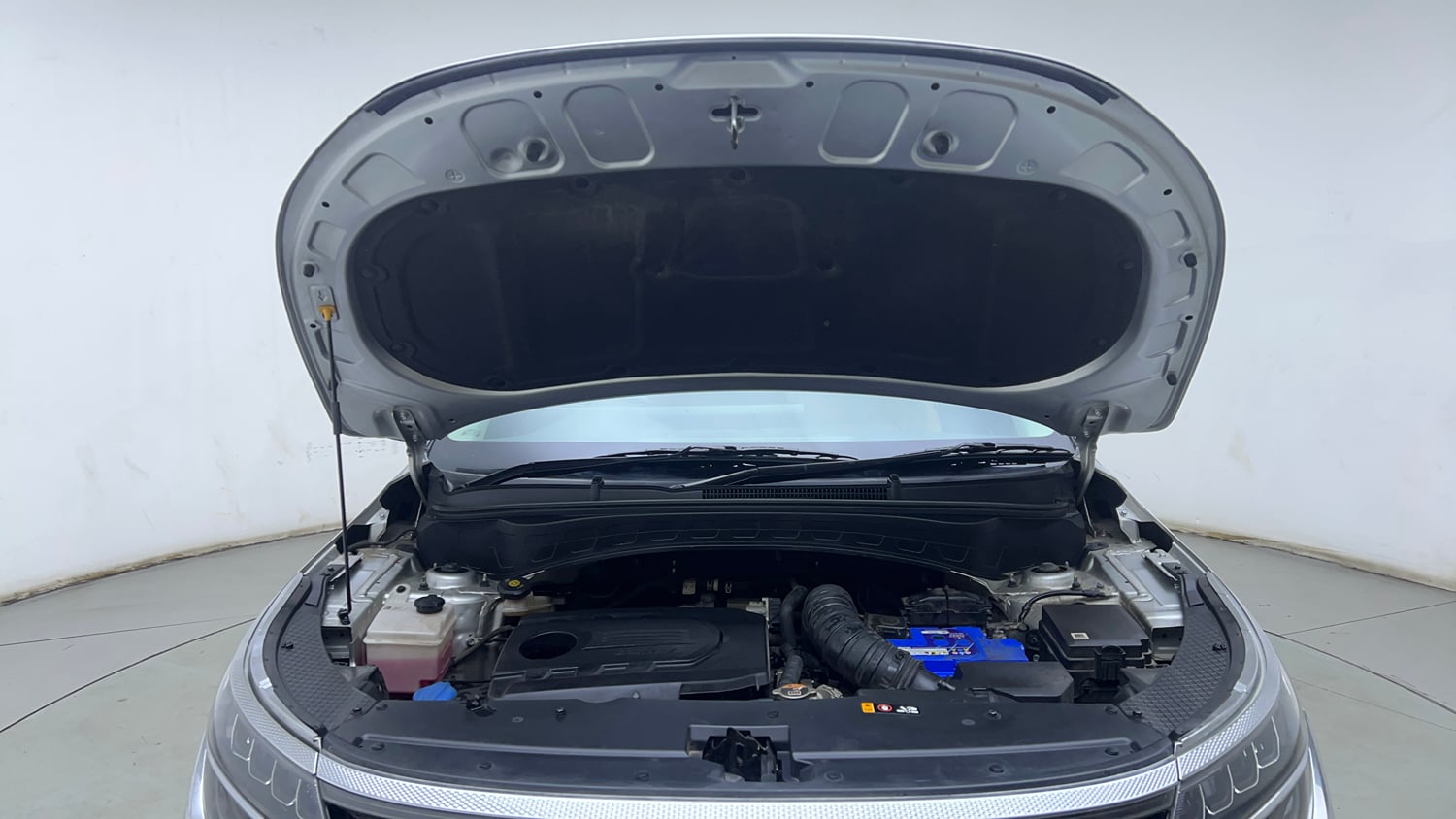 Used 2022 Kia Seltos HTX Plus 1.5 Diesel Diesel Manual engine ENGINE & BONNET OPEN FRONT VIEW