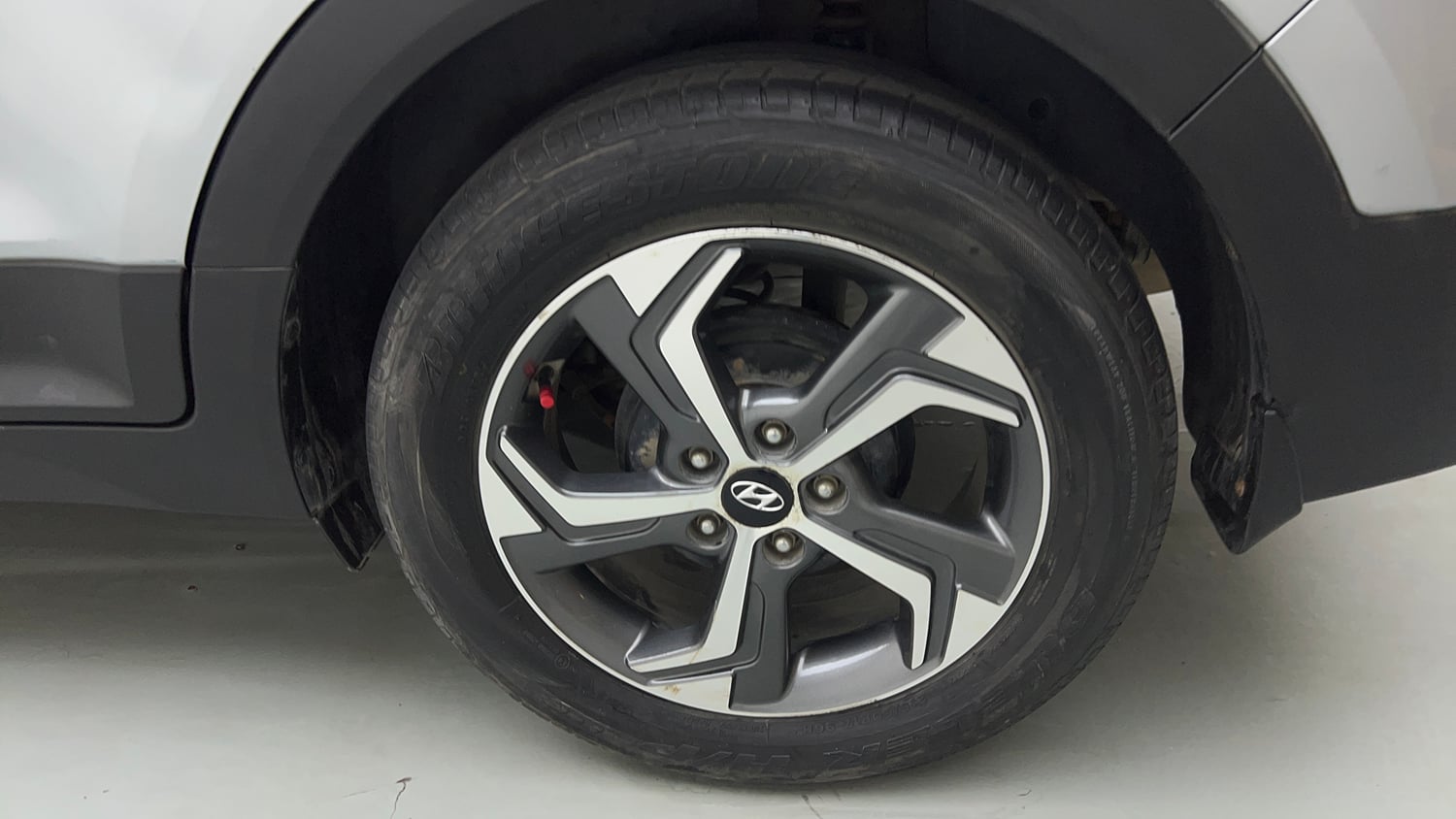 Used 2019 Hyundai Creta SX 1.6 (O) Executive Petrol Petrol Manual tyres LEFT REAR TYRE RIM VIEW