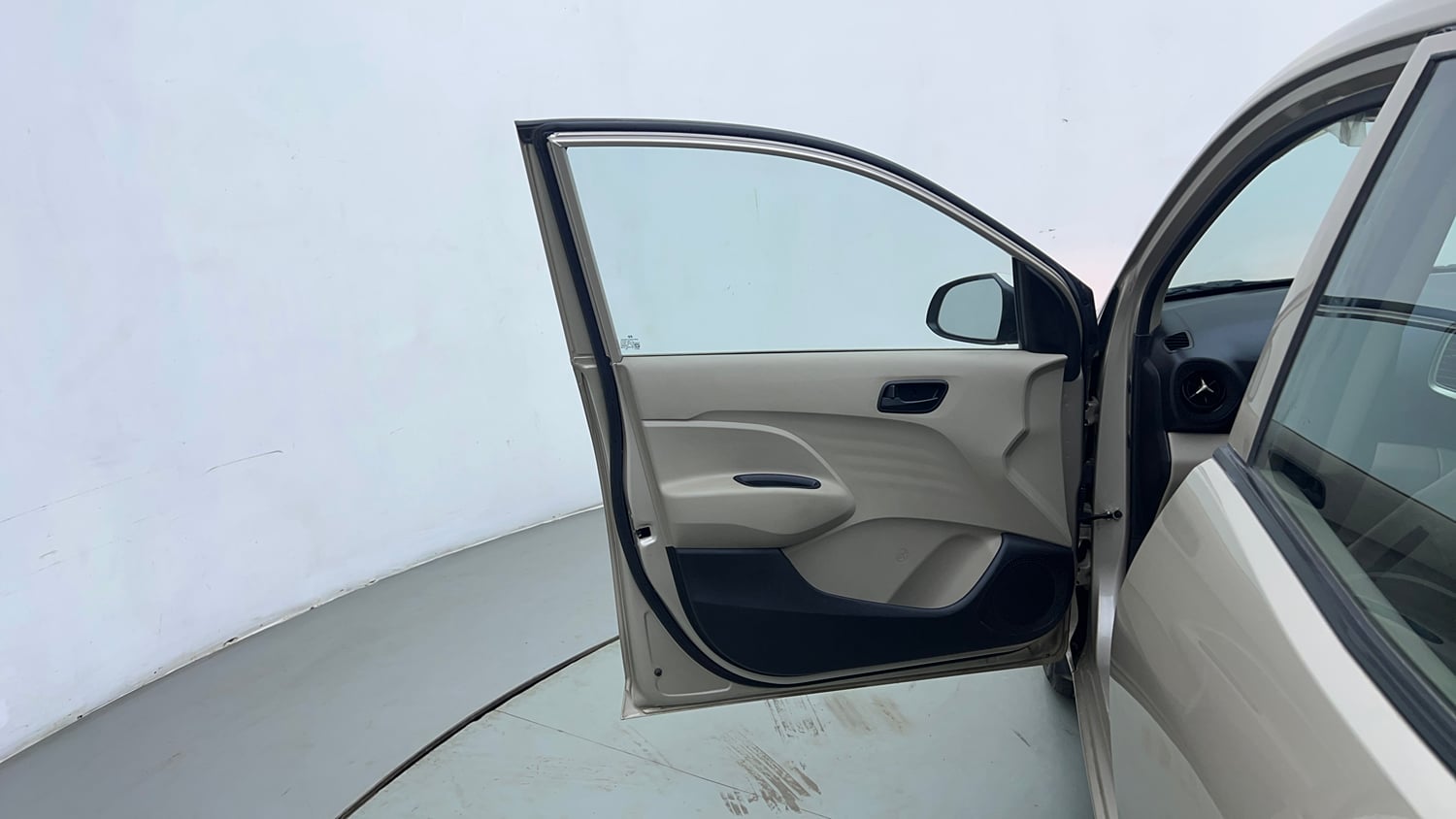 Used 2022 hyundai Santro Sportz Executive CNG Cng Manual interior LEFT FRONT DOOR OPEN VIEW