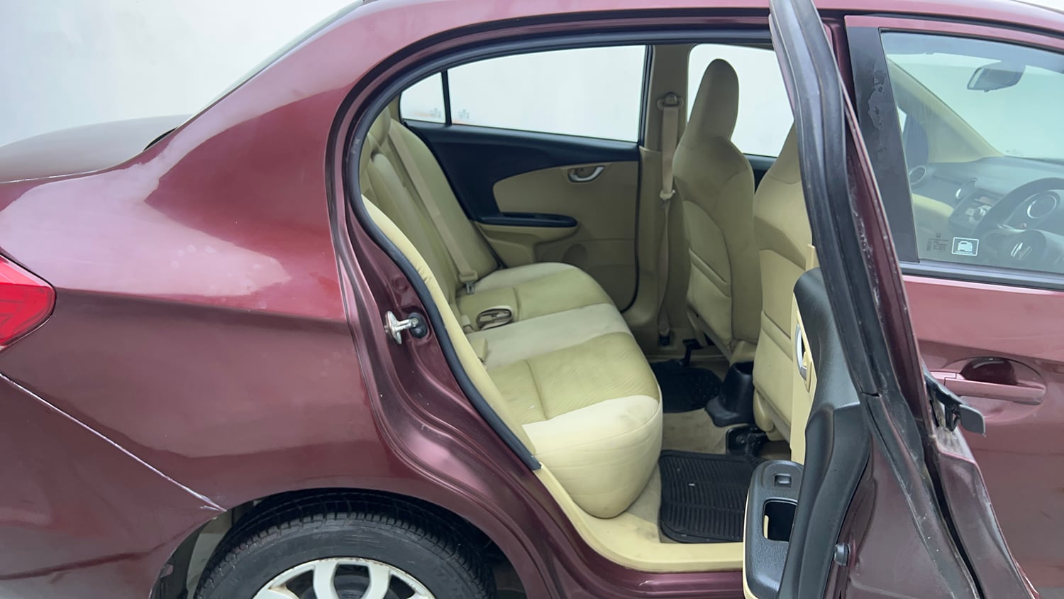 Used 2016 Honda Amaze 1.2 VX AT i-VTEC Petrol Automatic interior RIGHT SIDE REAR DOOR CABIN VIEW